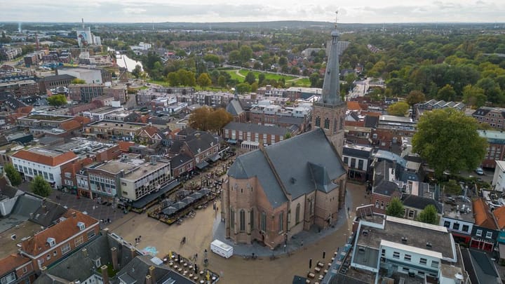 Photo 51 of Burgemeester van Nispenstraat 5-A01