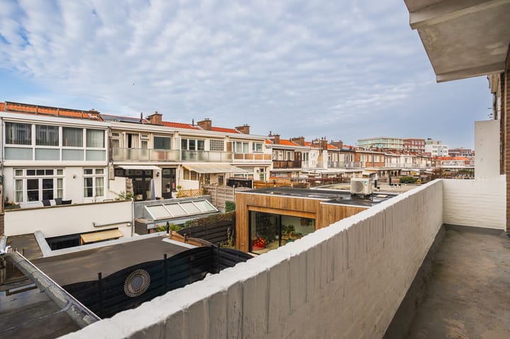 Foto 8 van Westduinweg 66-D