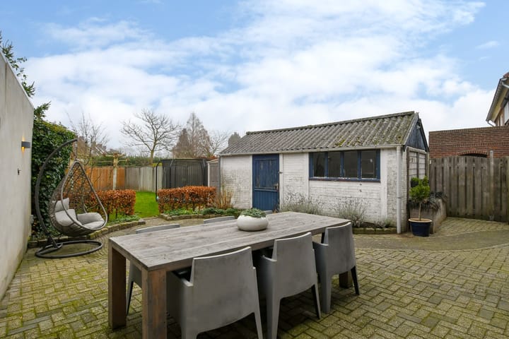 Photo 27 of Beekstraat 49