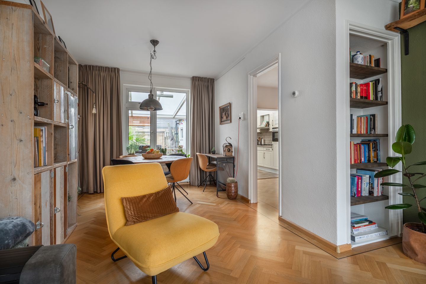 Photo 14 of Muntmeesterstraat 22