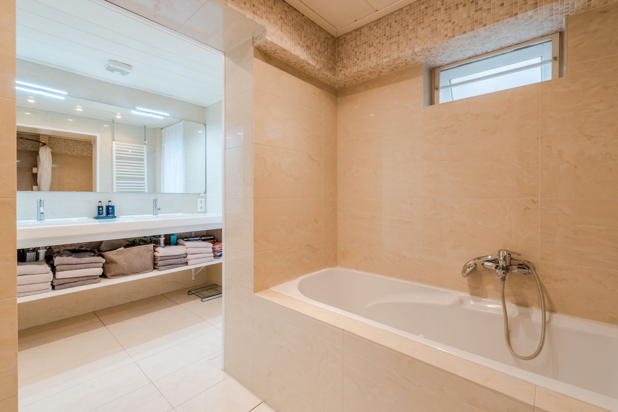 Photo 39 of Het Lage Holt 12