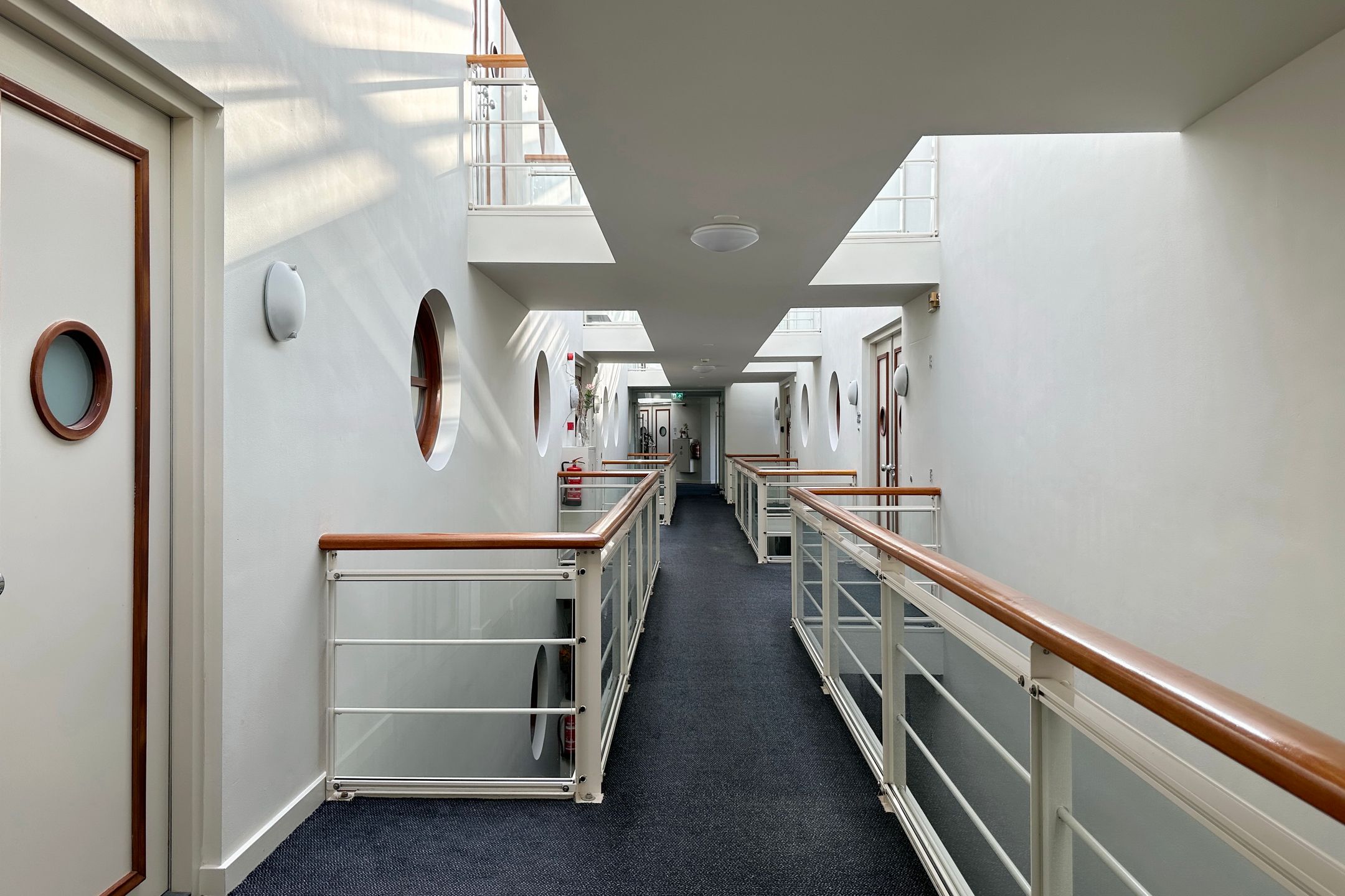 Foto 6 van Veendijk 1-A21