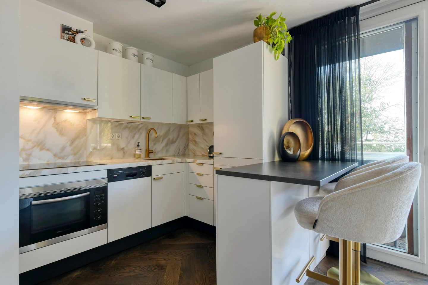 Foto 10 van Veendijk 1-A21