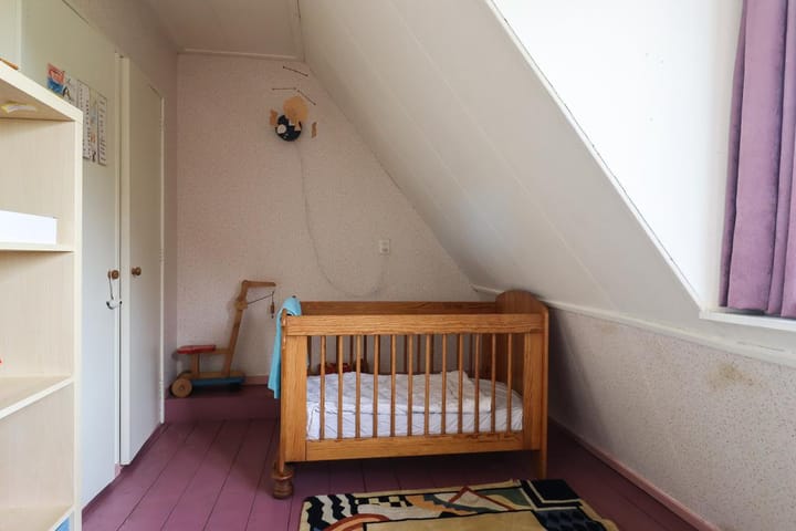 Photo 30 of It West 29