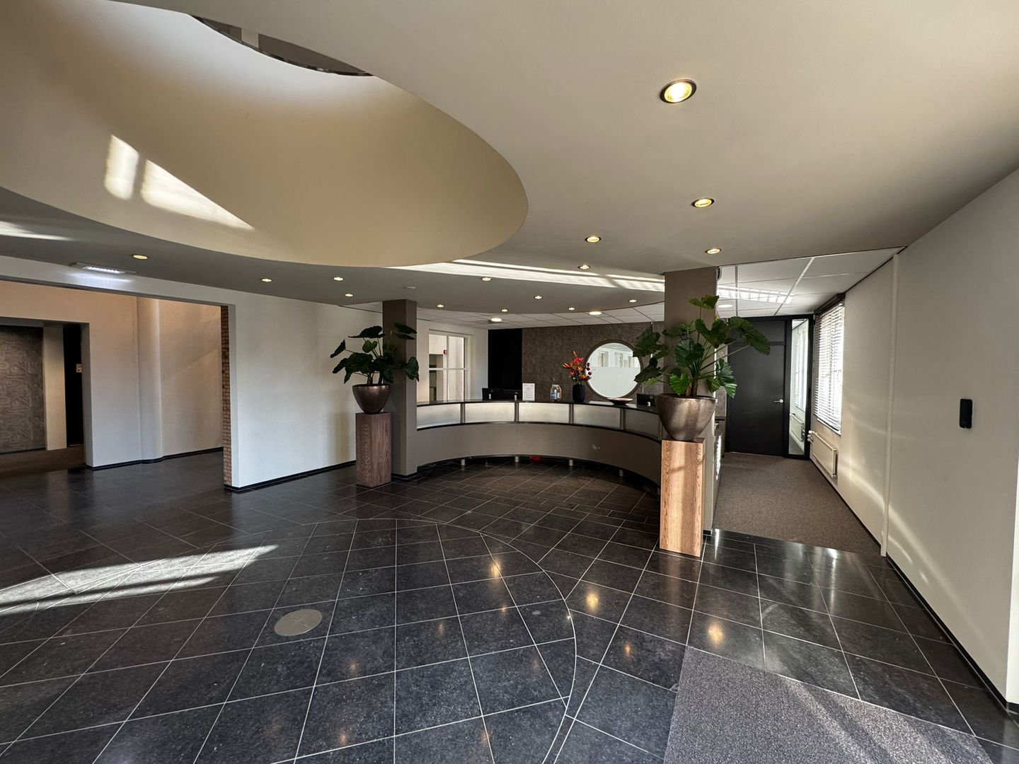 Bekijk foto 3 van Alexander Flemingstraat 2