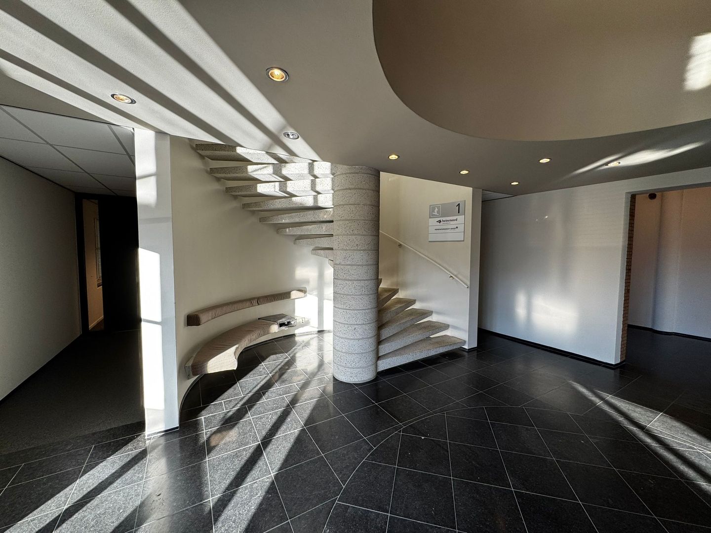 Bekijk foto 5 van Alexander Flemingstraat 2