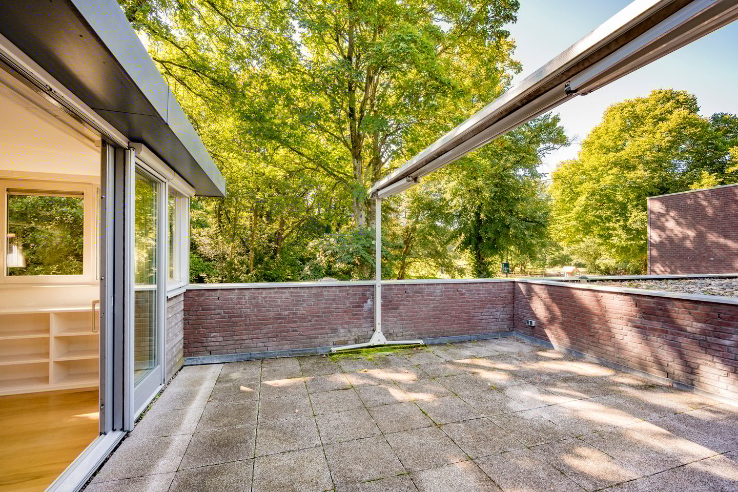 Foto 20 van Van Limburg Stirumlaan 3