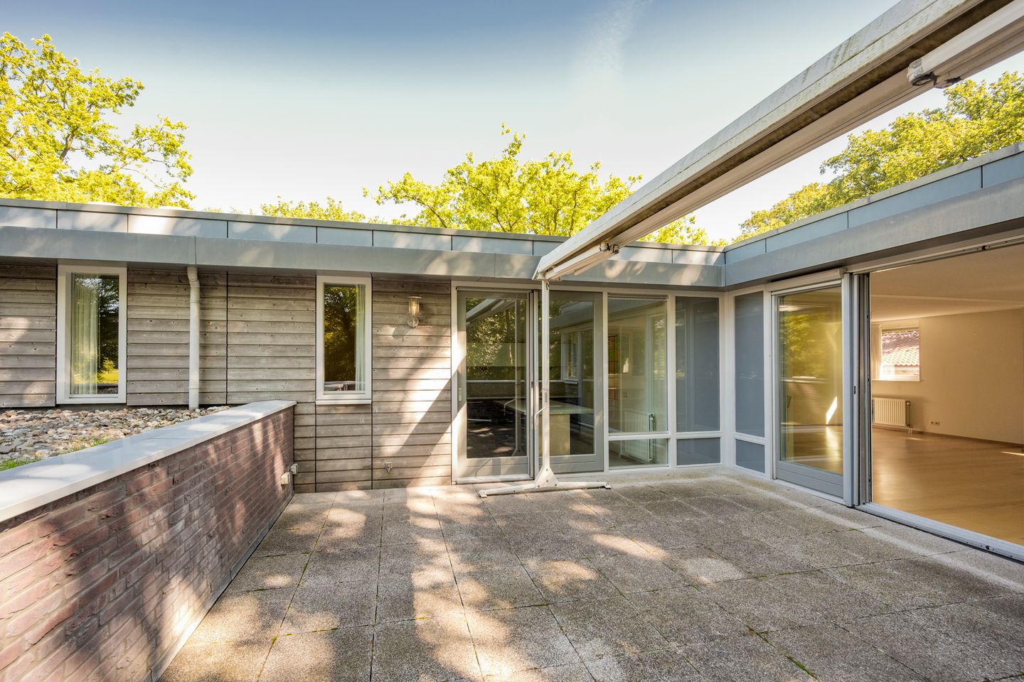 Foto 19 van Van Limburg Stirumlaan 3