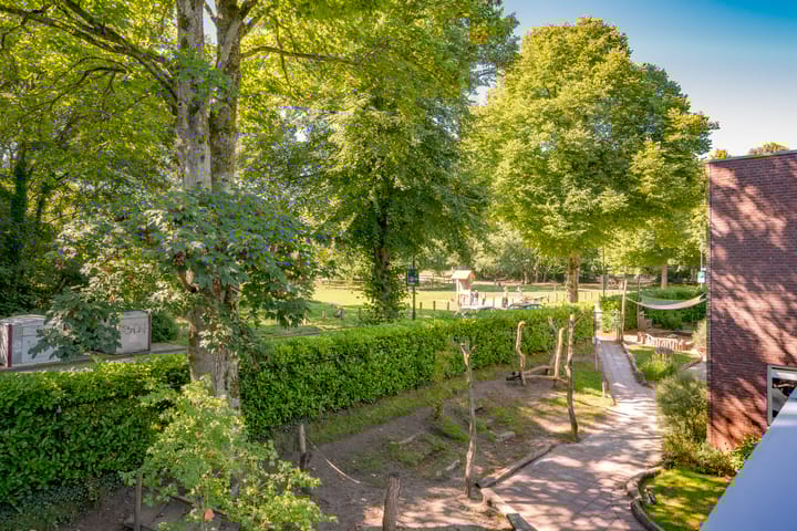 Photo 16 of Van Limburg Stirumlaan 3