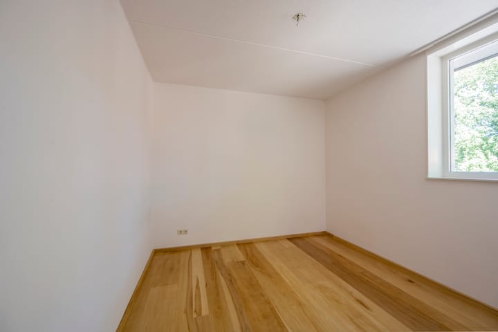 Photo 31 of Van Limburg Stirumlaan 3