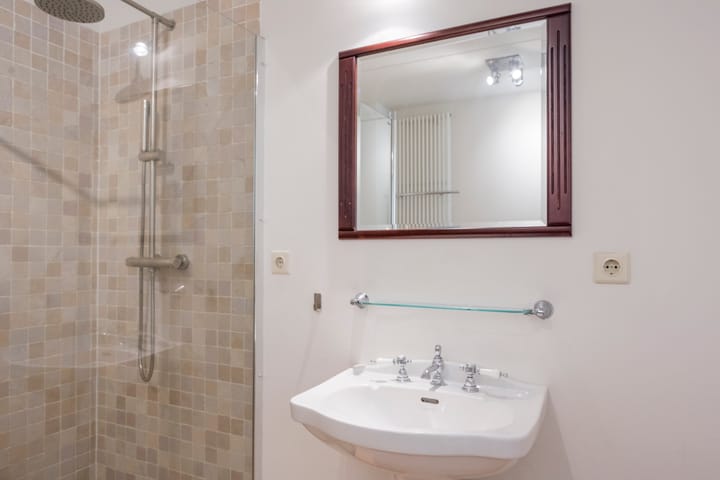 Photo 35 of Van Limburg Stirumlaan 3