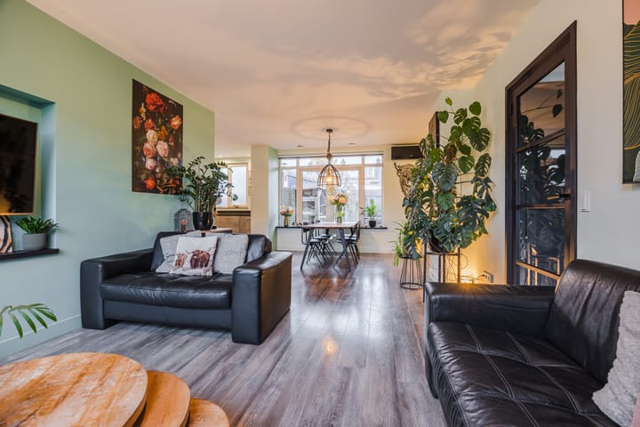 Foto 9 van Julianalaan 80