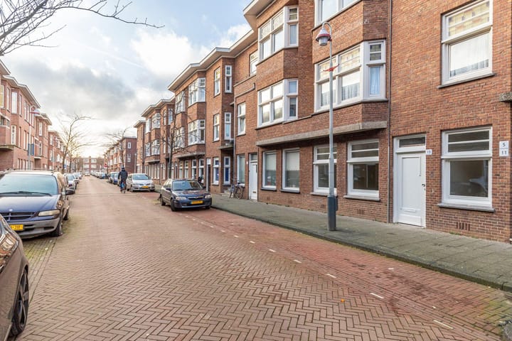 Photo 2 of Reinwardtstraat 13
