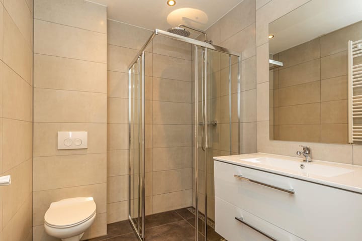 Photo 11 of Reinwardtstraat 13