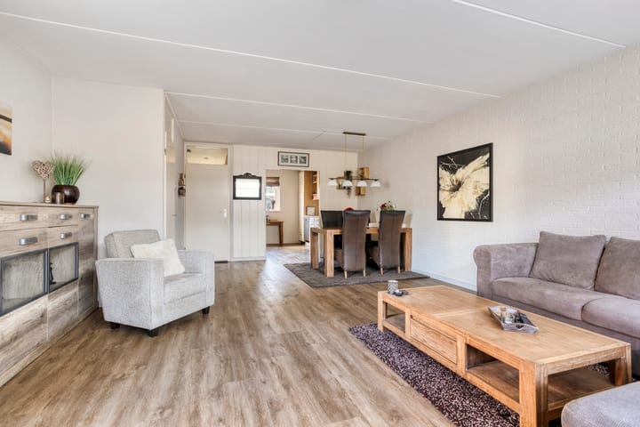 Foto 10 van Laarstraat 74