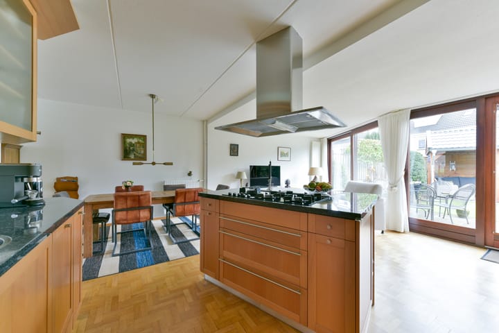 Foto 18 van Esdoorn 15