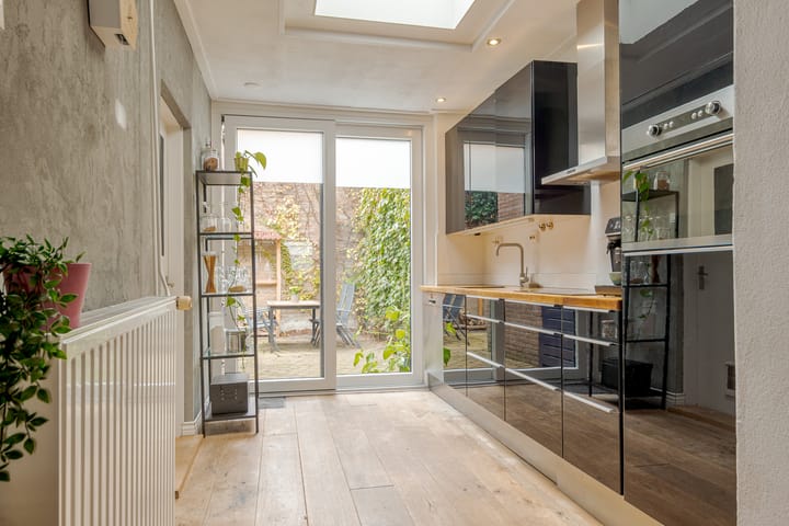 Foto 16 van Thomas a Kempisstraat 56