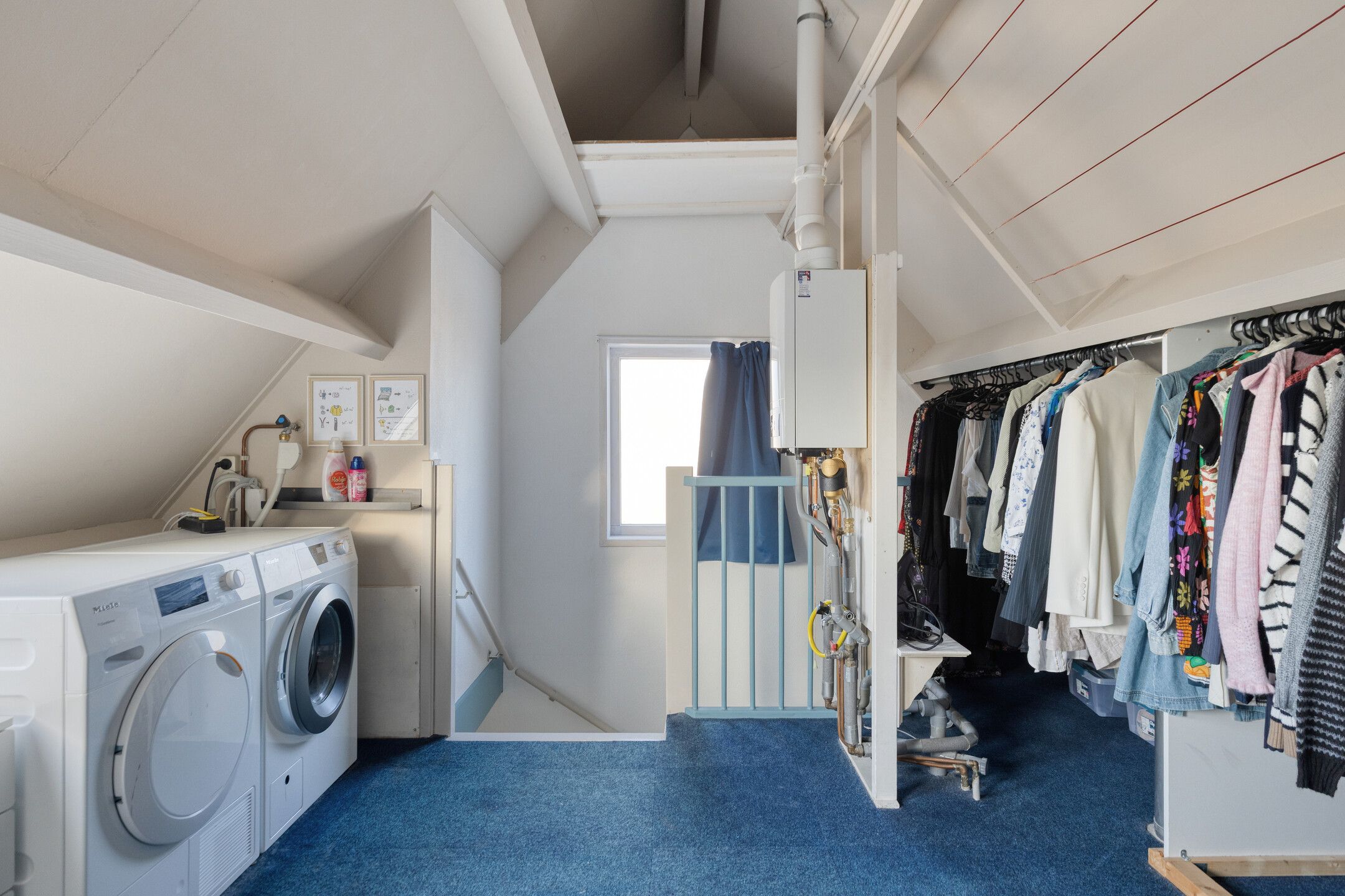 Photo 24 of Haringvlietstraat 19