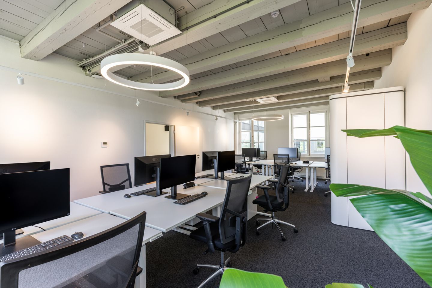 View photo 1 of Keizersgracht 572