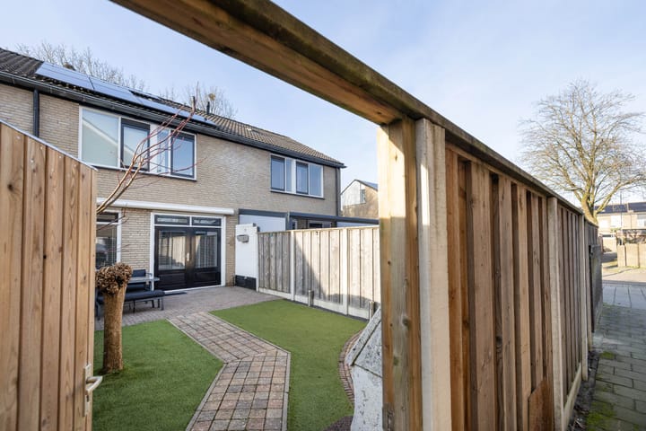 Photo 29 of Carl Muckstraat 8