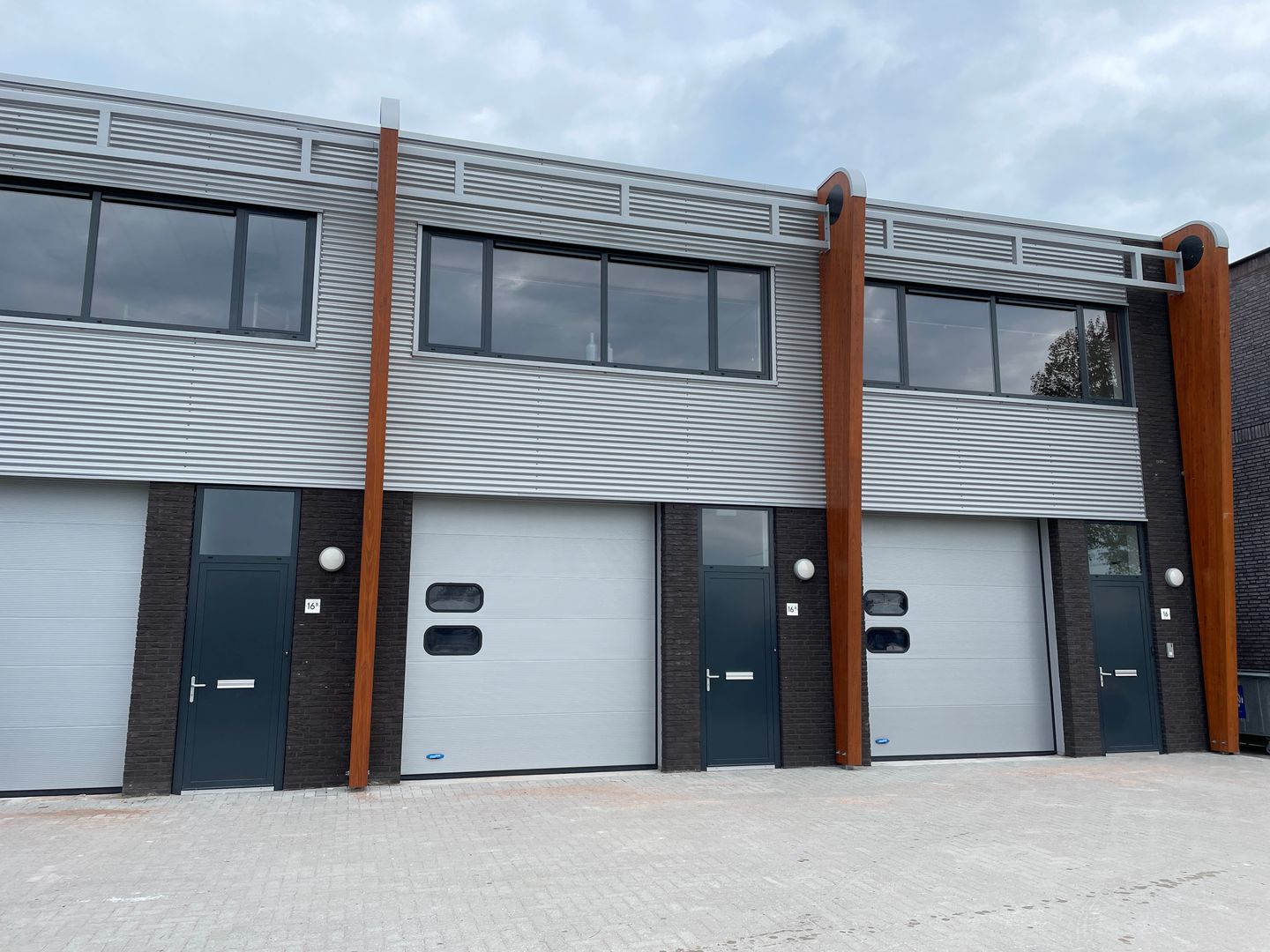 Bekijk foto 1 van Handelsweg 16-A