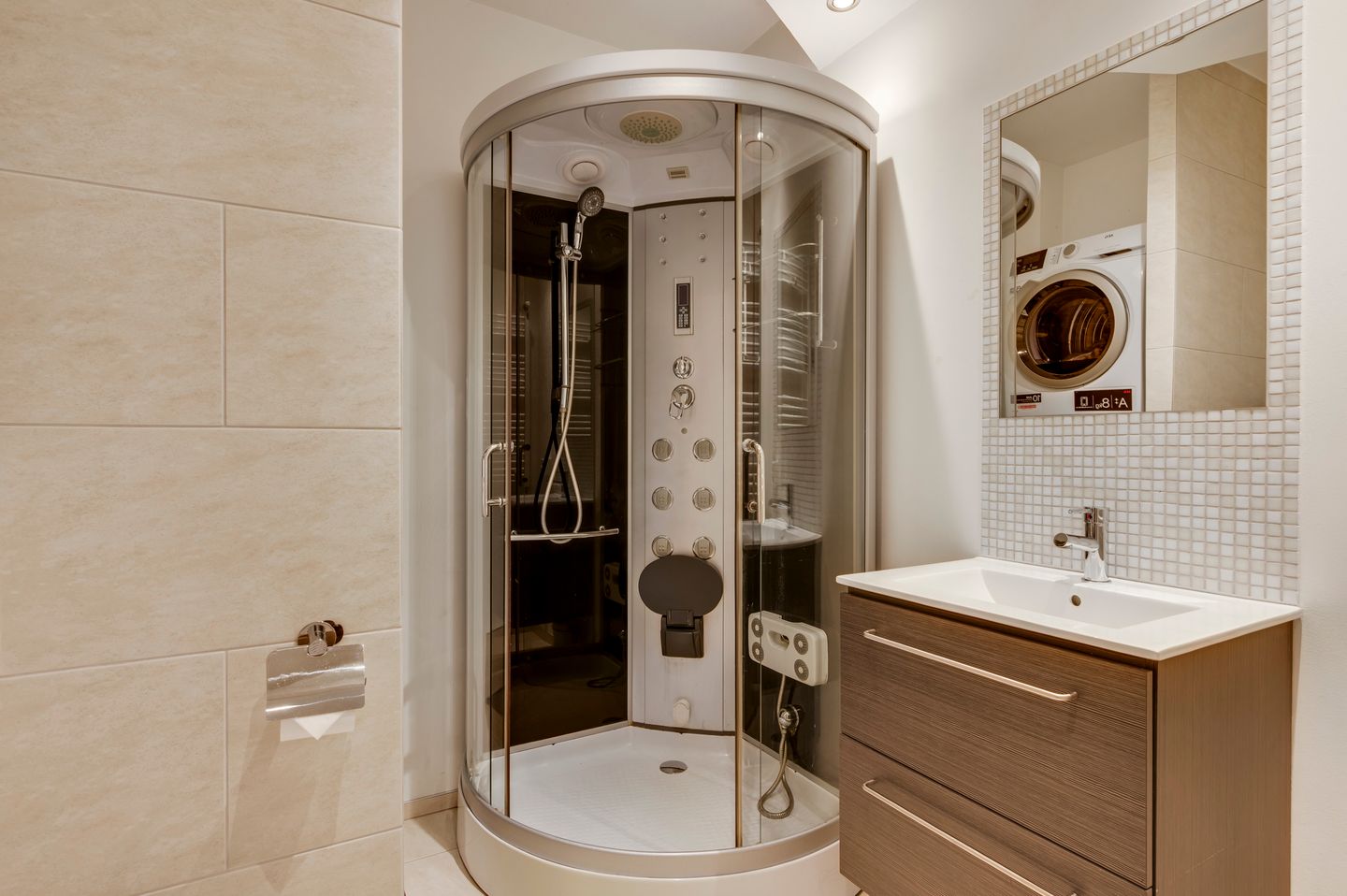 Foto 14 van Narcissenstraat 150