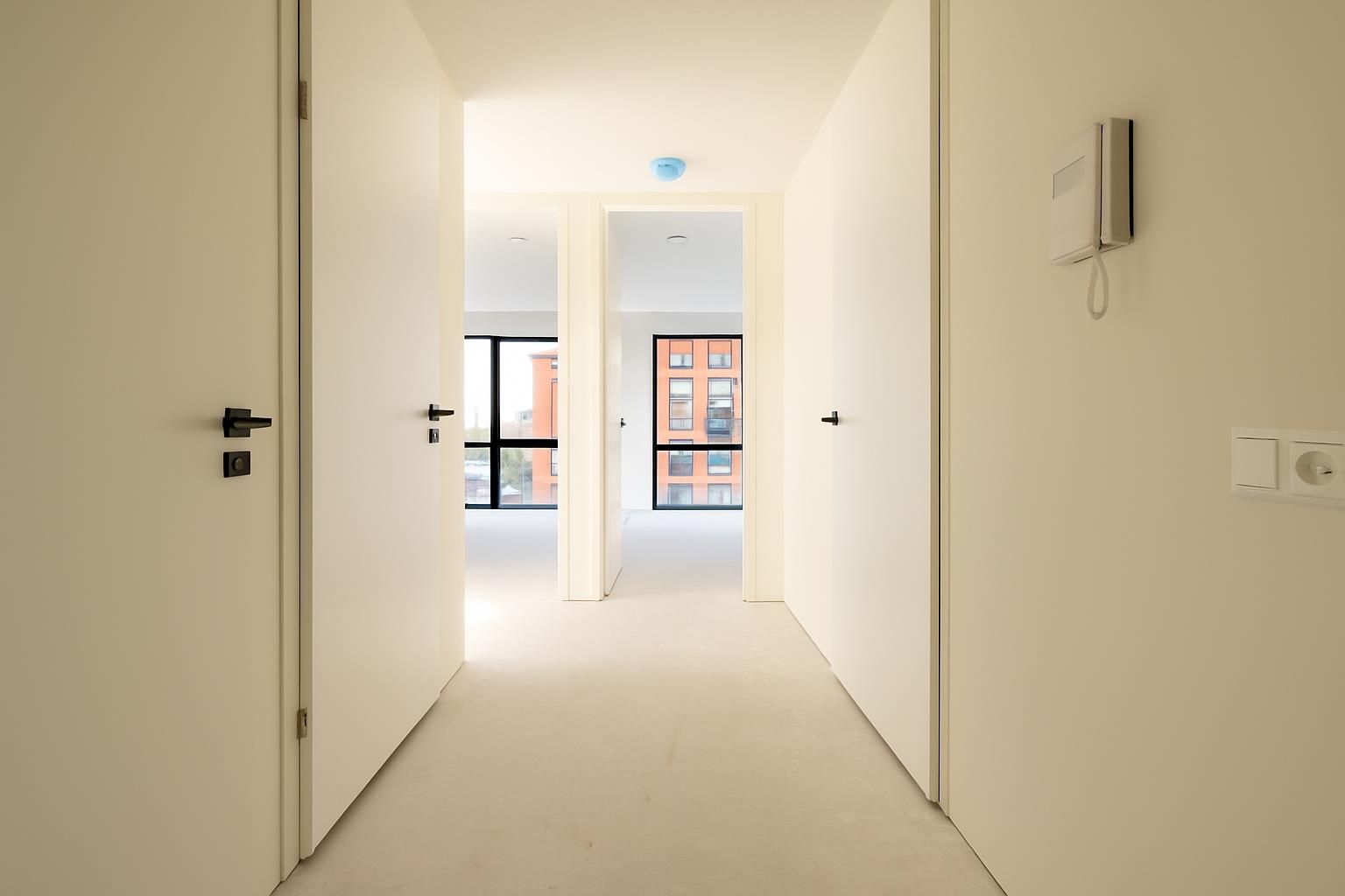 Foto 12 van Niemeyerstraat 177