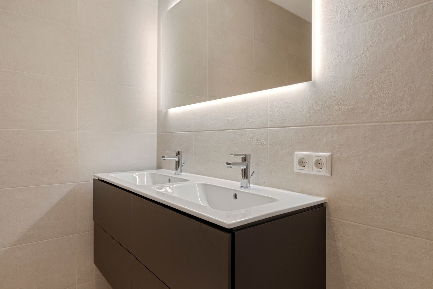 Foto 20 van Niemeyerstraat 177