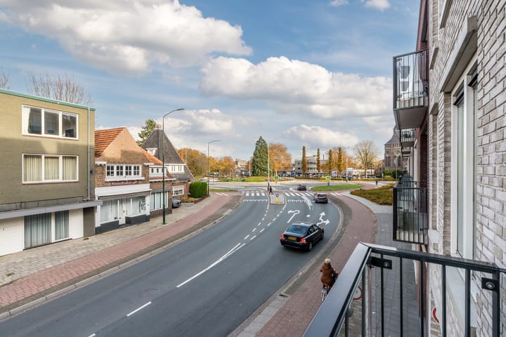 Photo 29 of Nieuwendijk 23-F