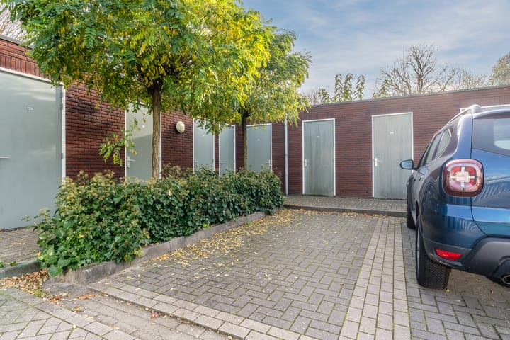 Photo 31 of Nieuwendijk 23-F