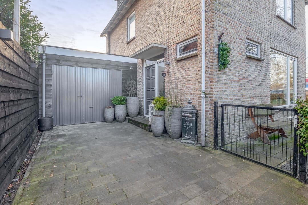 Photo 61 of Mr. Zigher ter Steghestraat 26