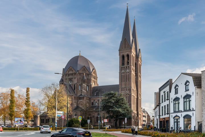 Photo 40 of Nieuwendijk 23-F