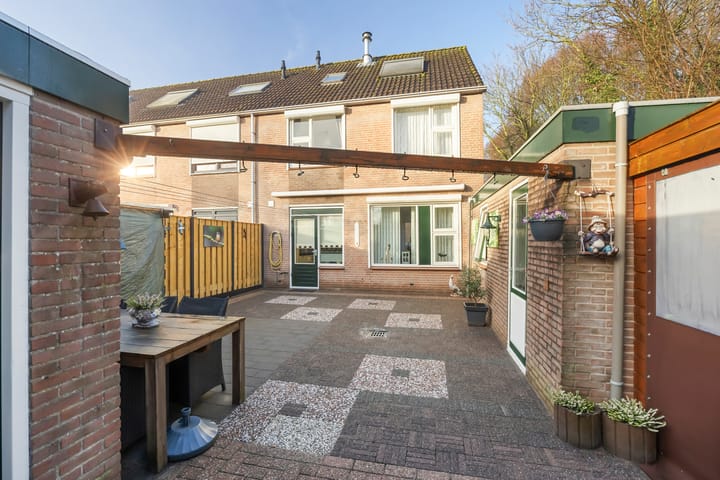 Foto 11 van Papaver 50