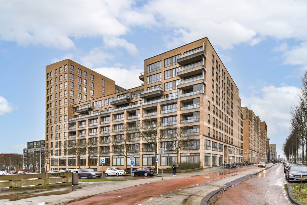 Foto 23 van Titus van Rijnstraat 150