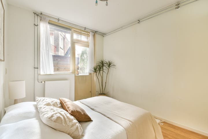 Foto 18 van Sperwerlaan 8-A