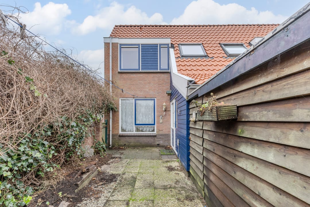 Photo 2 of Zuiderstraat 34-A