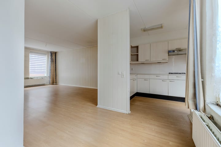 Photo 6 of Zuiderstraat 34-A