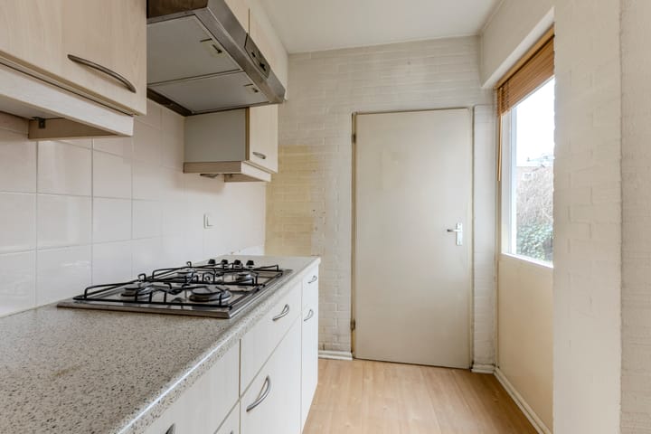 Photo 10 of Zuiderstraat 34-A