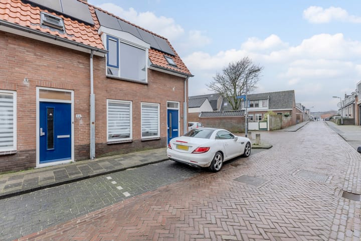 Photo 26 of Zuiderstraat 34-A