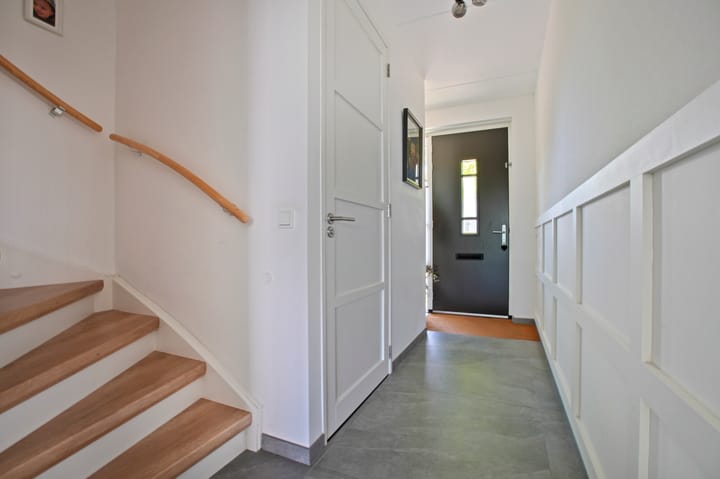 Photo 12 of Harmsen van der Beeklaan 4