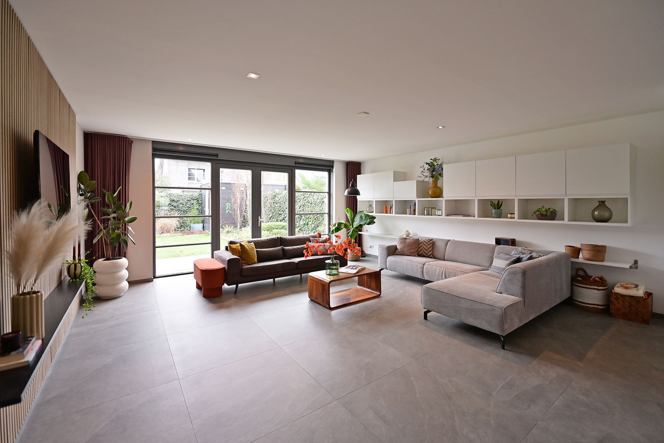 Foto 6 van Harmsen van der Beeklaan 4