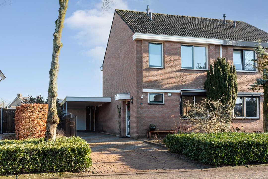 Foto 1 van van Houtenstraat 11