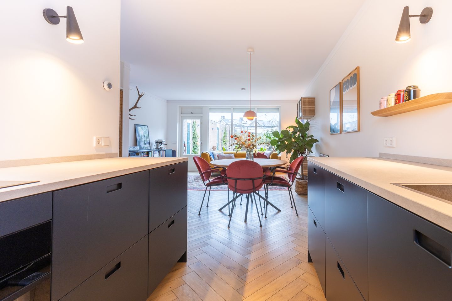 Foto 14 van van Houtenstraat 11