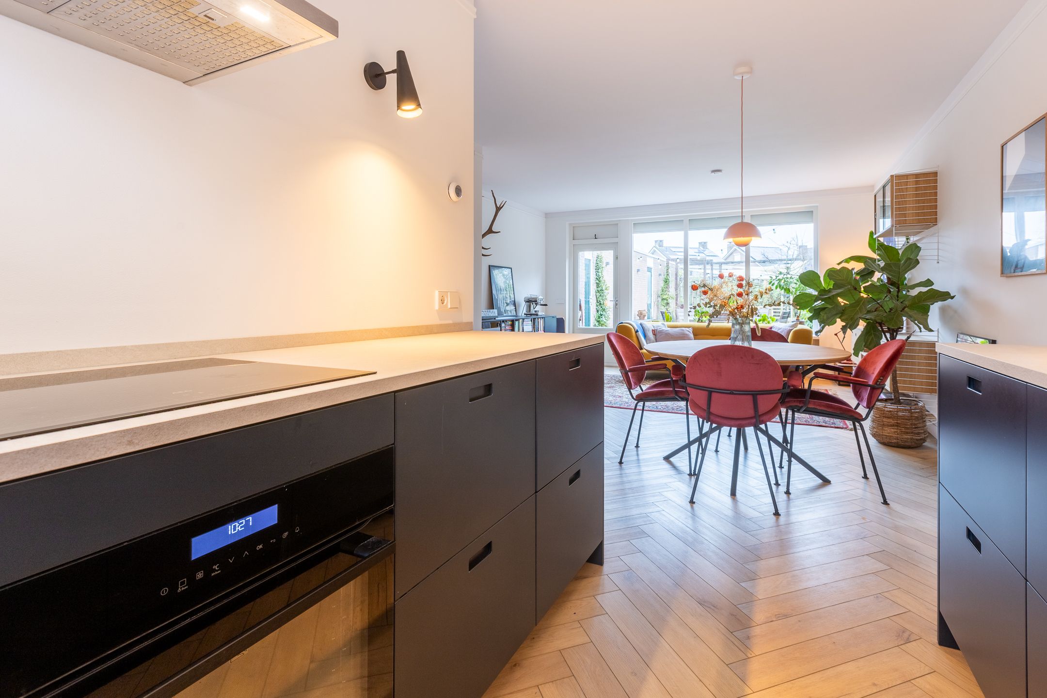 Foto 15 van van Houtenstraat 11