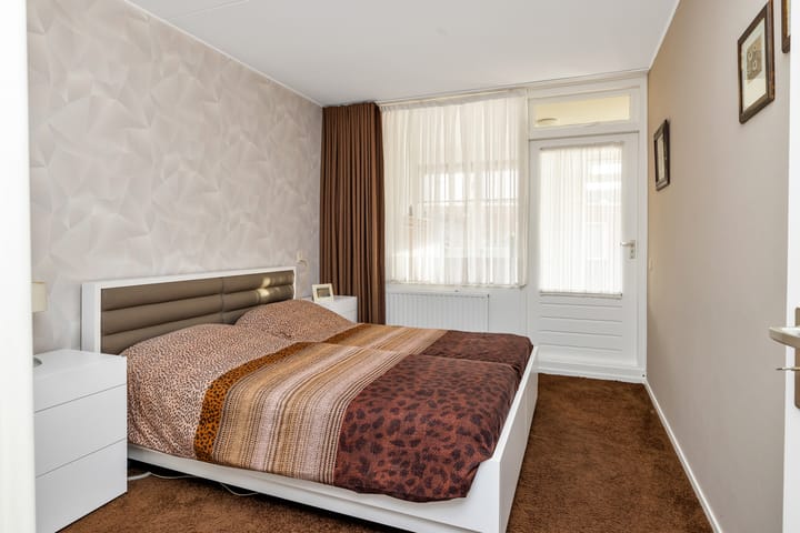 Foto 26 van Molenstraat 201