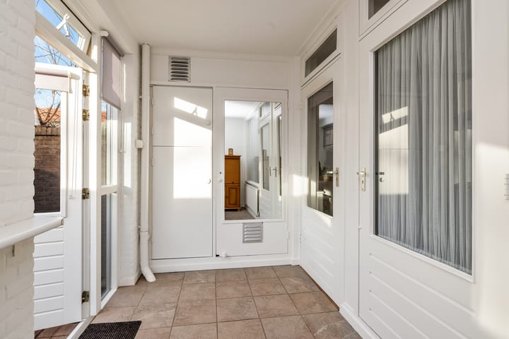 Foto 34 van Molenstraat 201