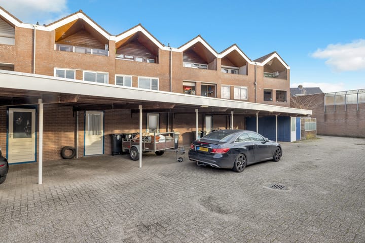 Foto 45 van Molenstraat 201