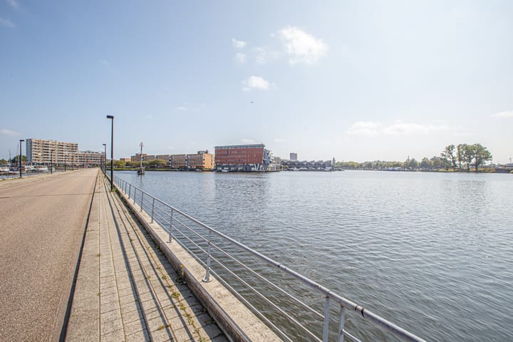 Foto 50 van Justpier 104