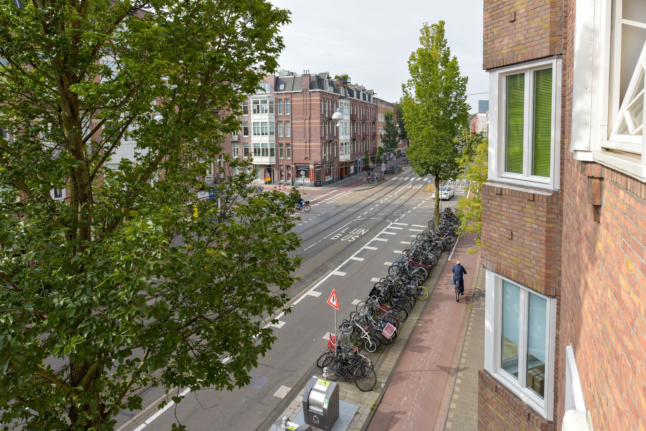 Photo 6 of Admiraal De Ruijterweg 384-2