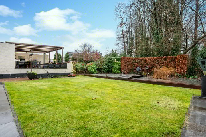 Photo 48 of Windvang 1-A